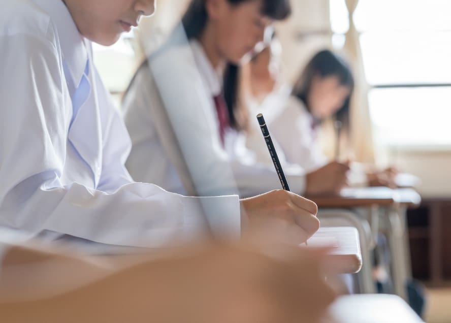 次世代育成に向けた「出前授業」