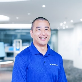 技術サービス職 J・S 2013年入社