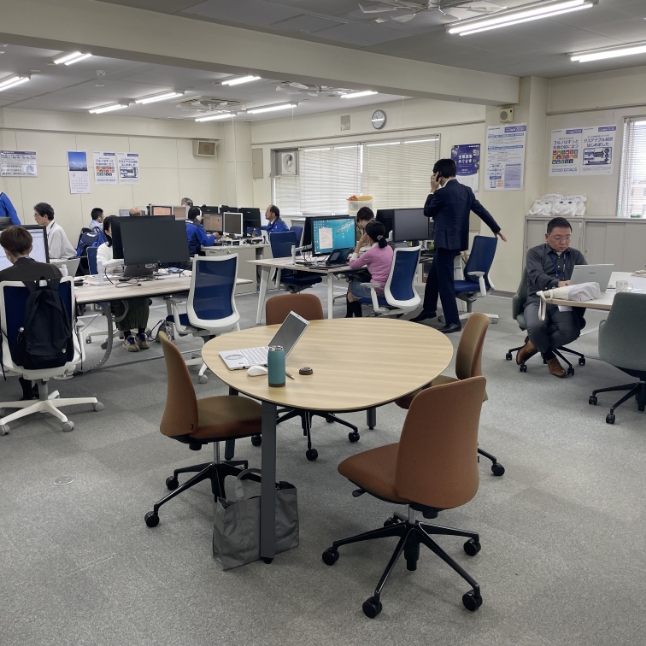 本社・研究開発棟 SOUTH WINGの画像03